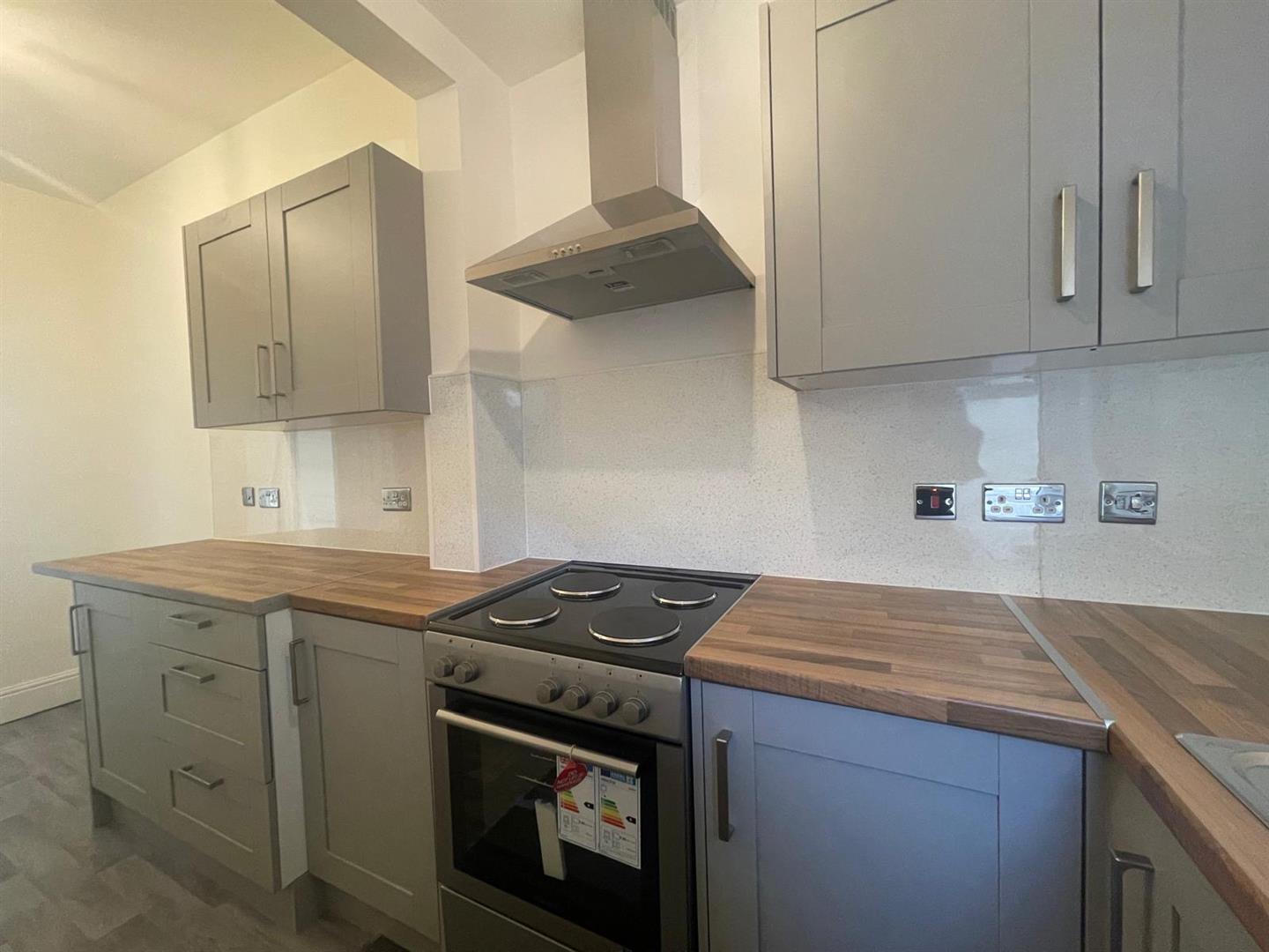 2 bed terraced house to rent in Scarlett Street, Burnley  - Property Image 4