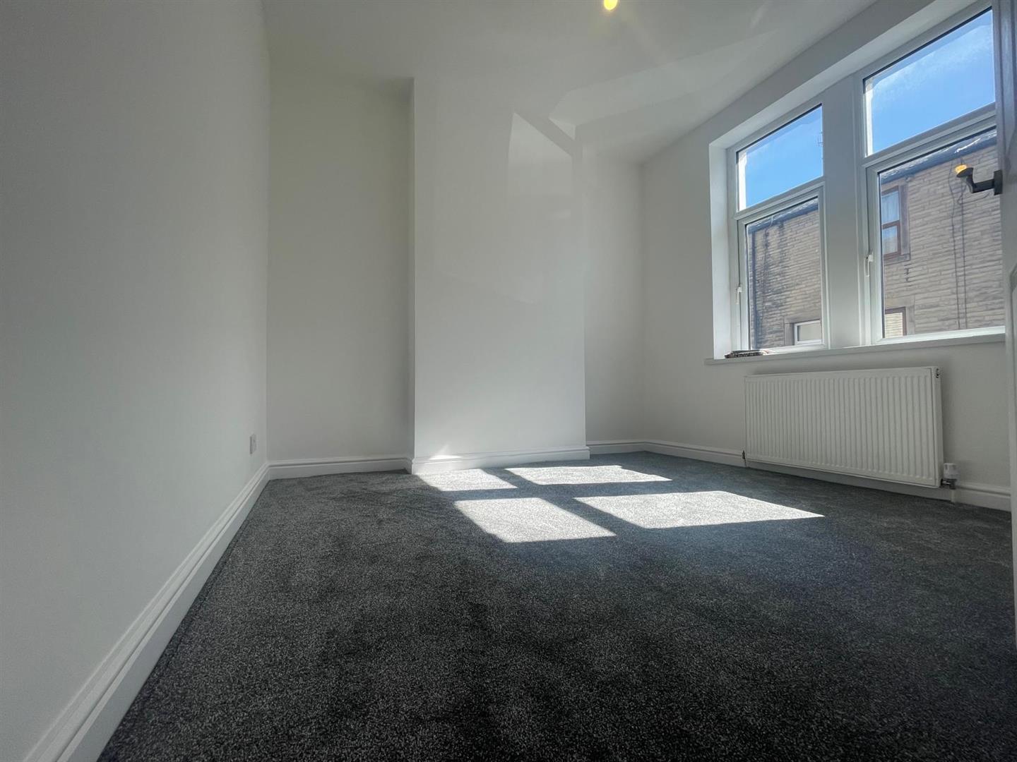 2 bed terraced house to rent in Scarlett Street, Burnley  - Property Image 5