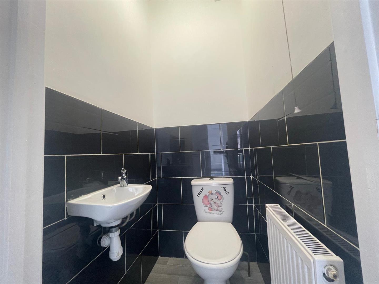 2 bed terraced house to rent in Scarlett Street, Burnley  - Property Image 8