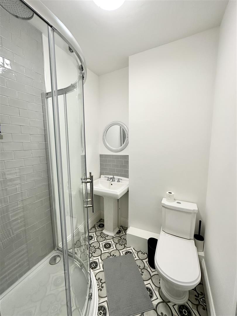 1 bed house share to rent in Bank Parade, Burnley  - Property Image 3
