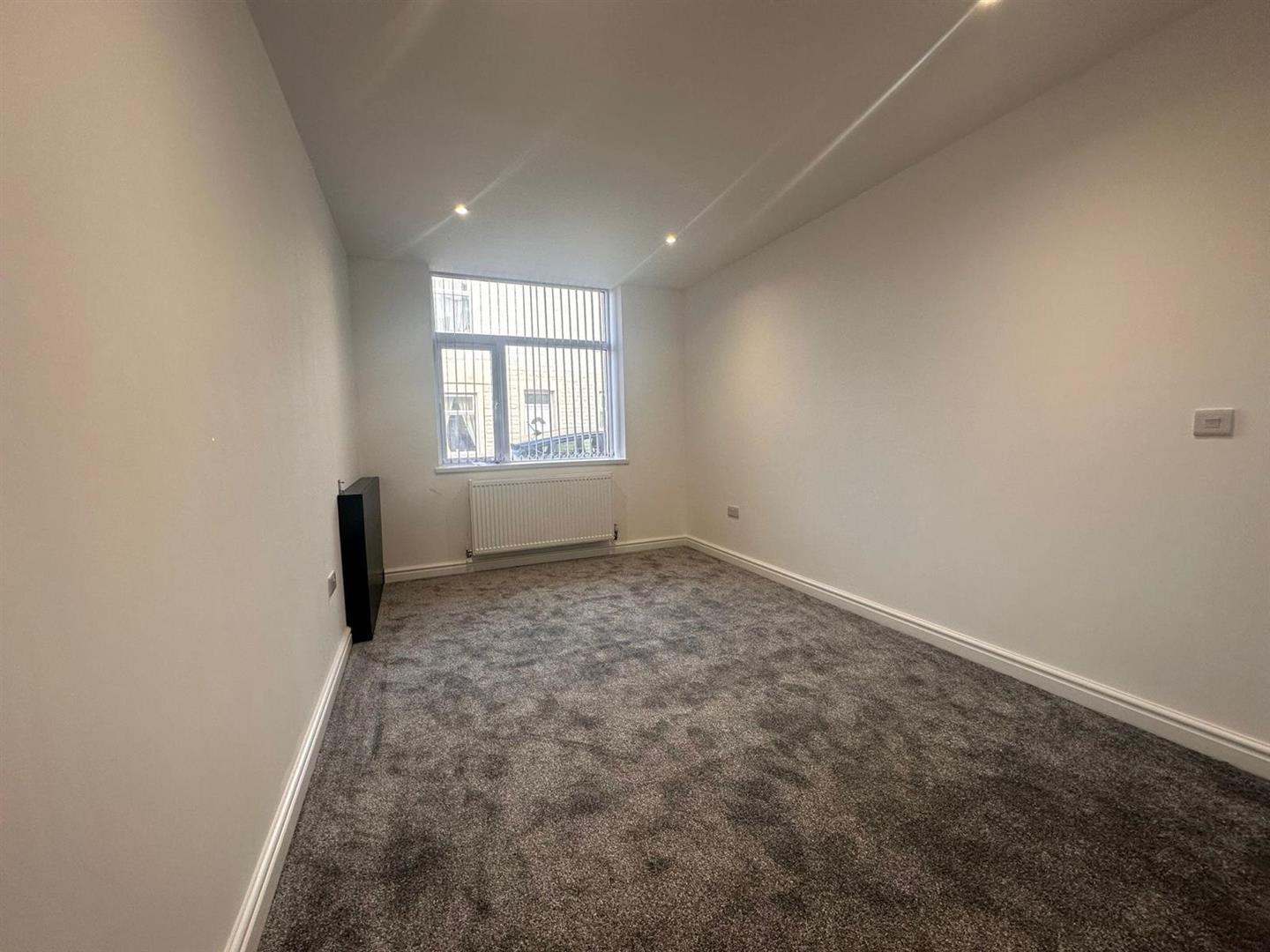 1 bed flat to rent in Queensberry Road, Burnley  - Property Image 3