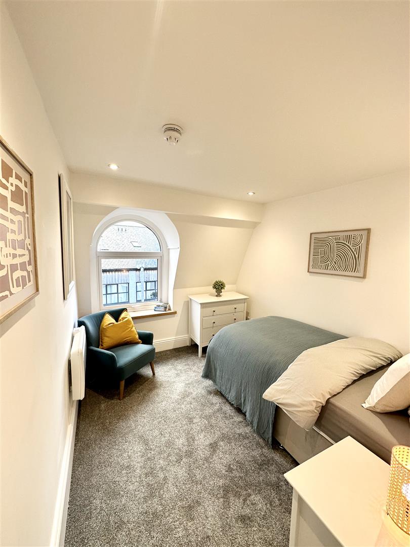 1 bed house share to rent in Bank Parade, Burnley - Property Image 1