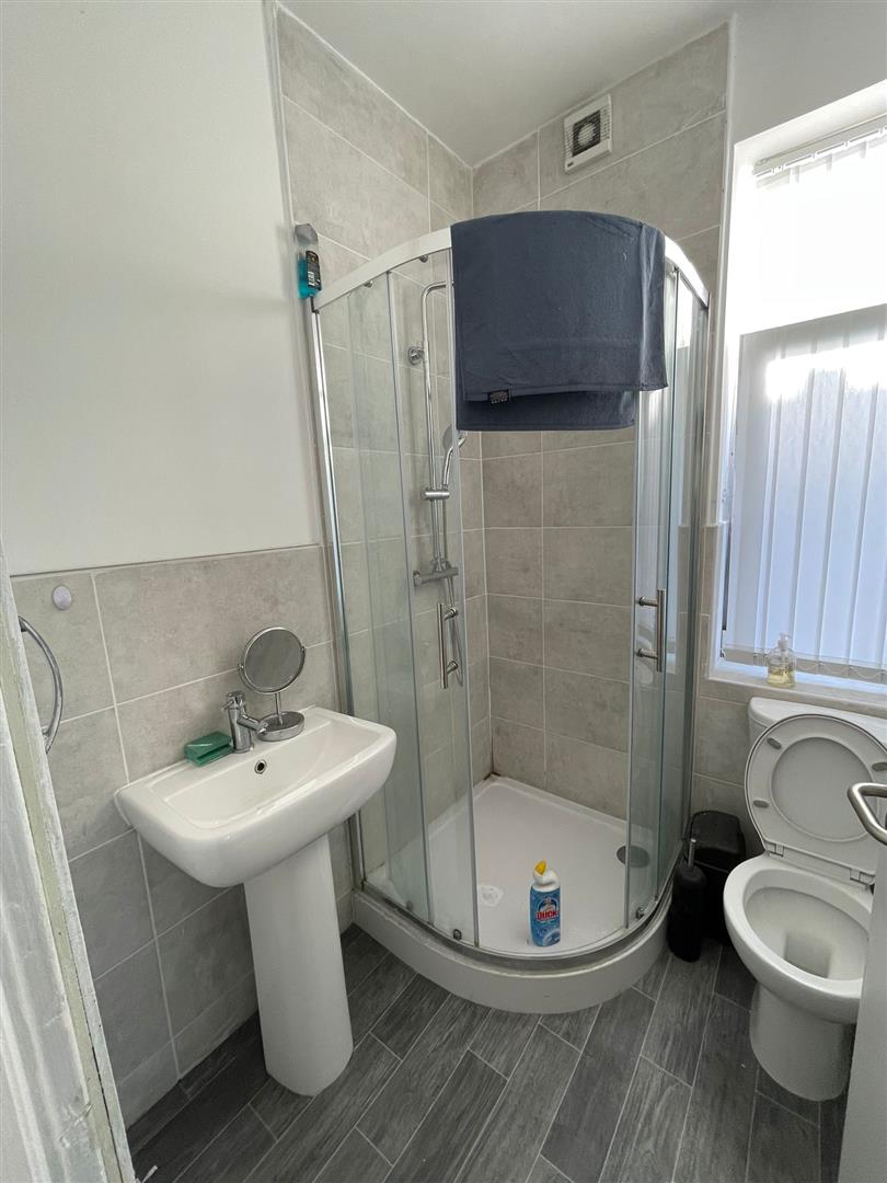 4 bed terraced house for sale in Colbran Street, Burnley  - Property Image 10