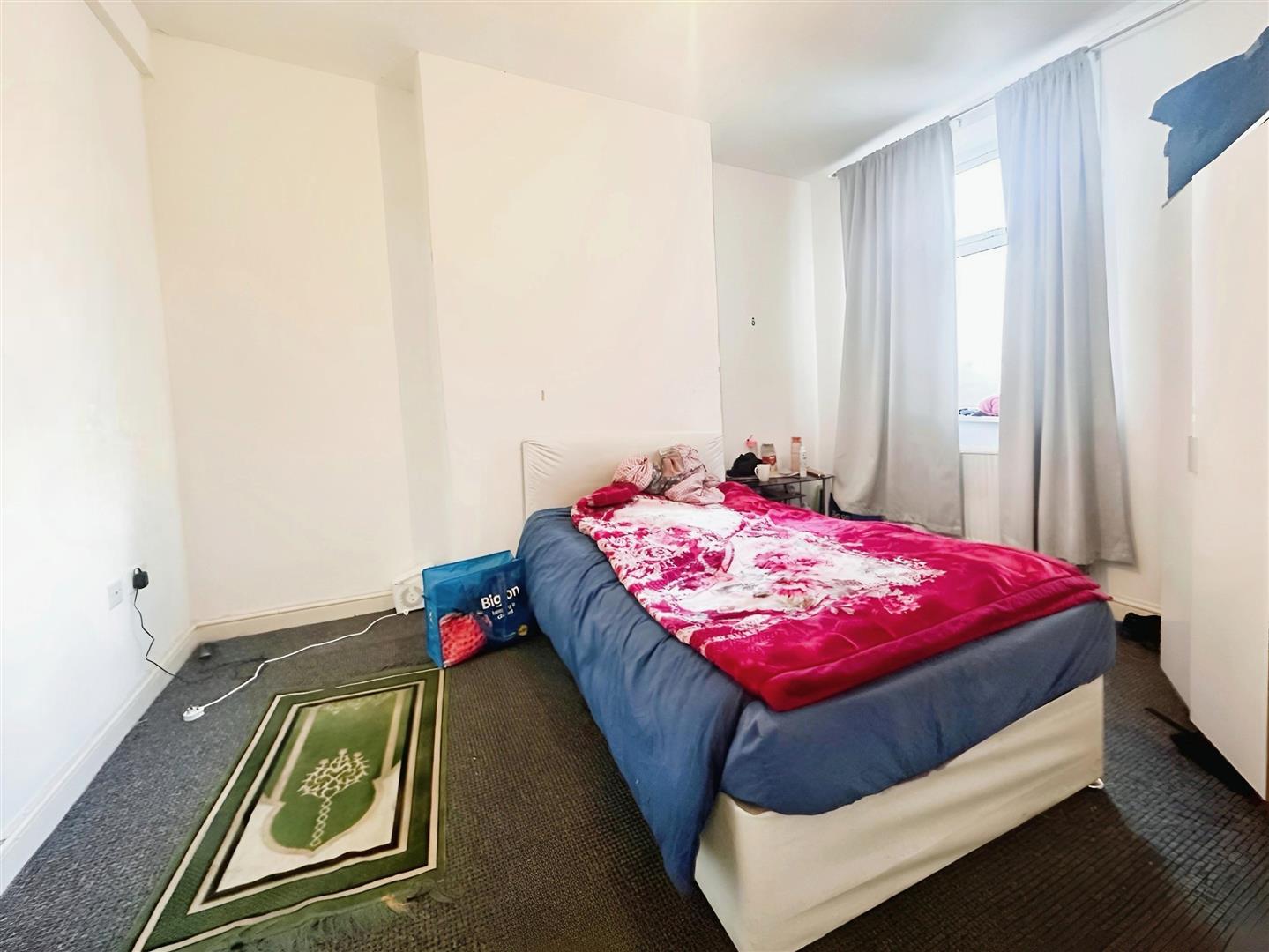 3 bed terraced house for sale in Wren Street, Burnley 6