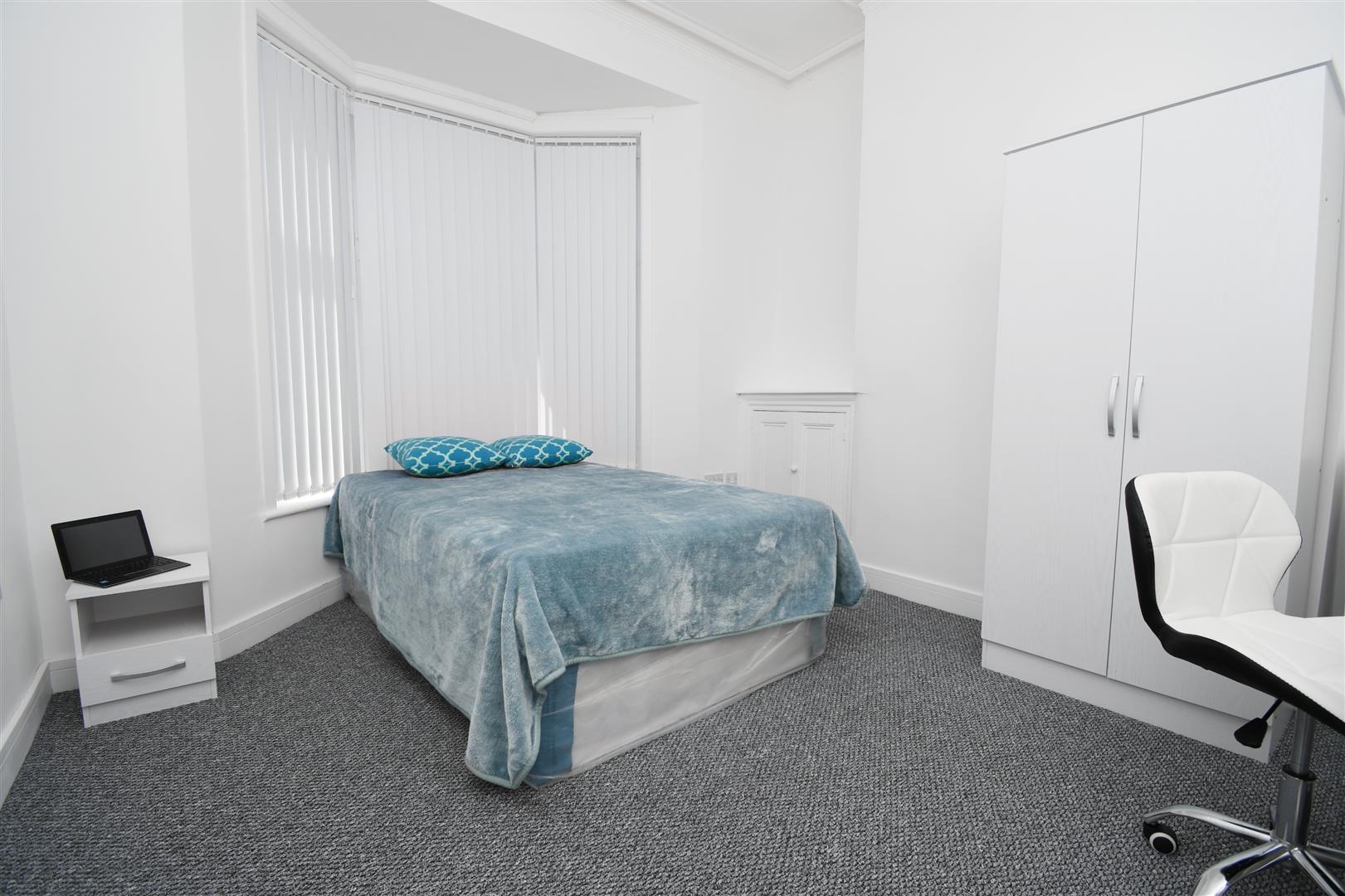 4 bed terraced house for sale in Berry Street, Burnley  - Property Image 5