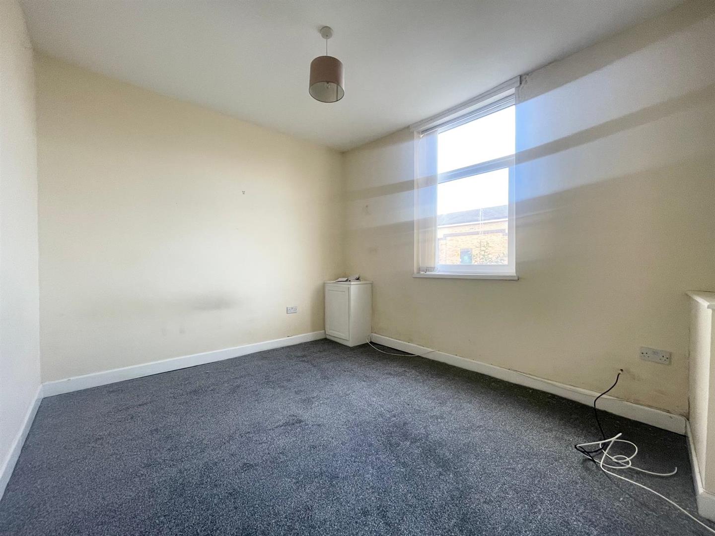 4 bed end of terrace house for sale in Cog Lane, Burnley  - Property Image 2