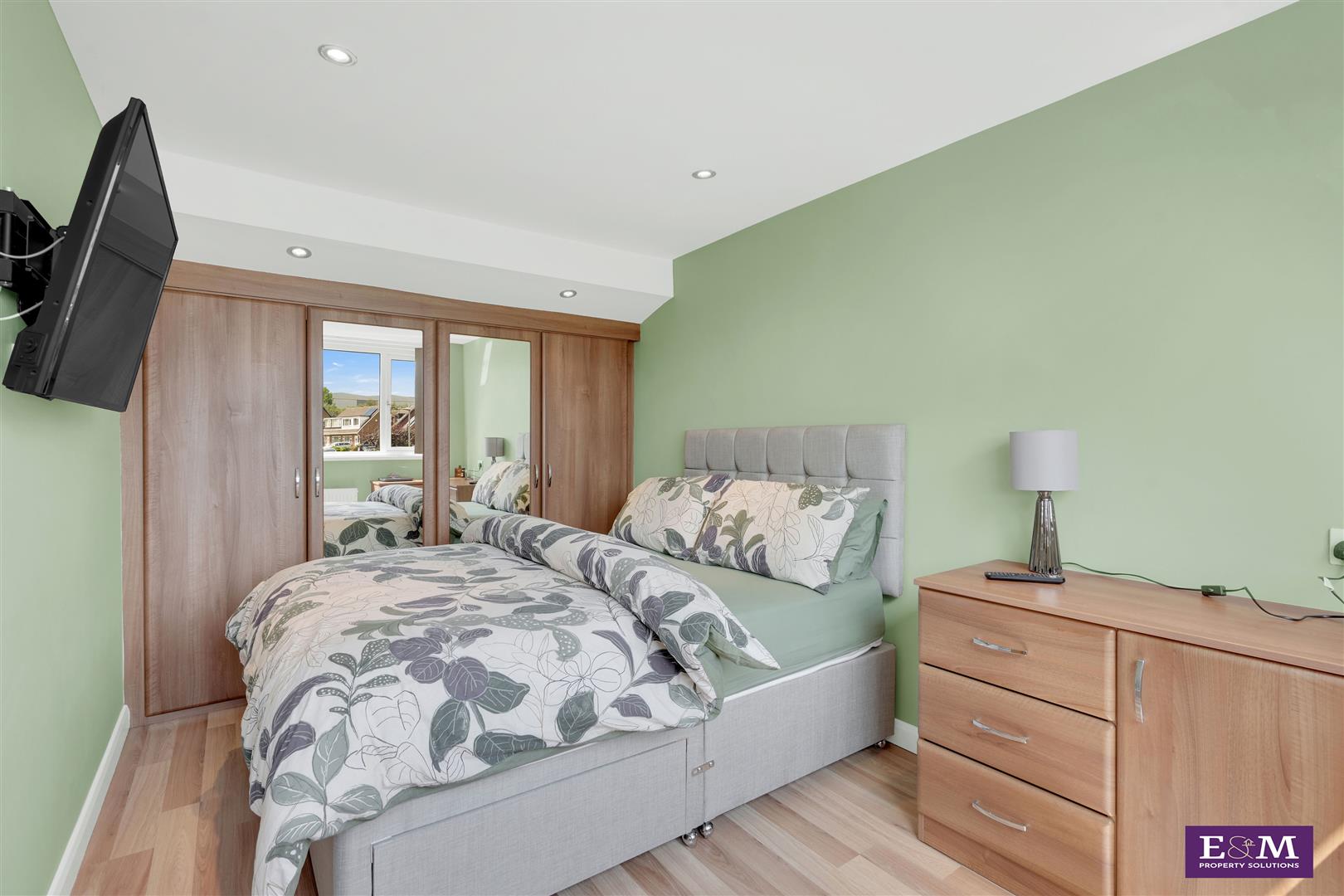 3 bed semi-detached house for sale in Kings Drive, Padiham  - Property Image 13