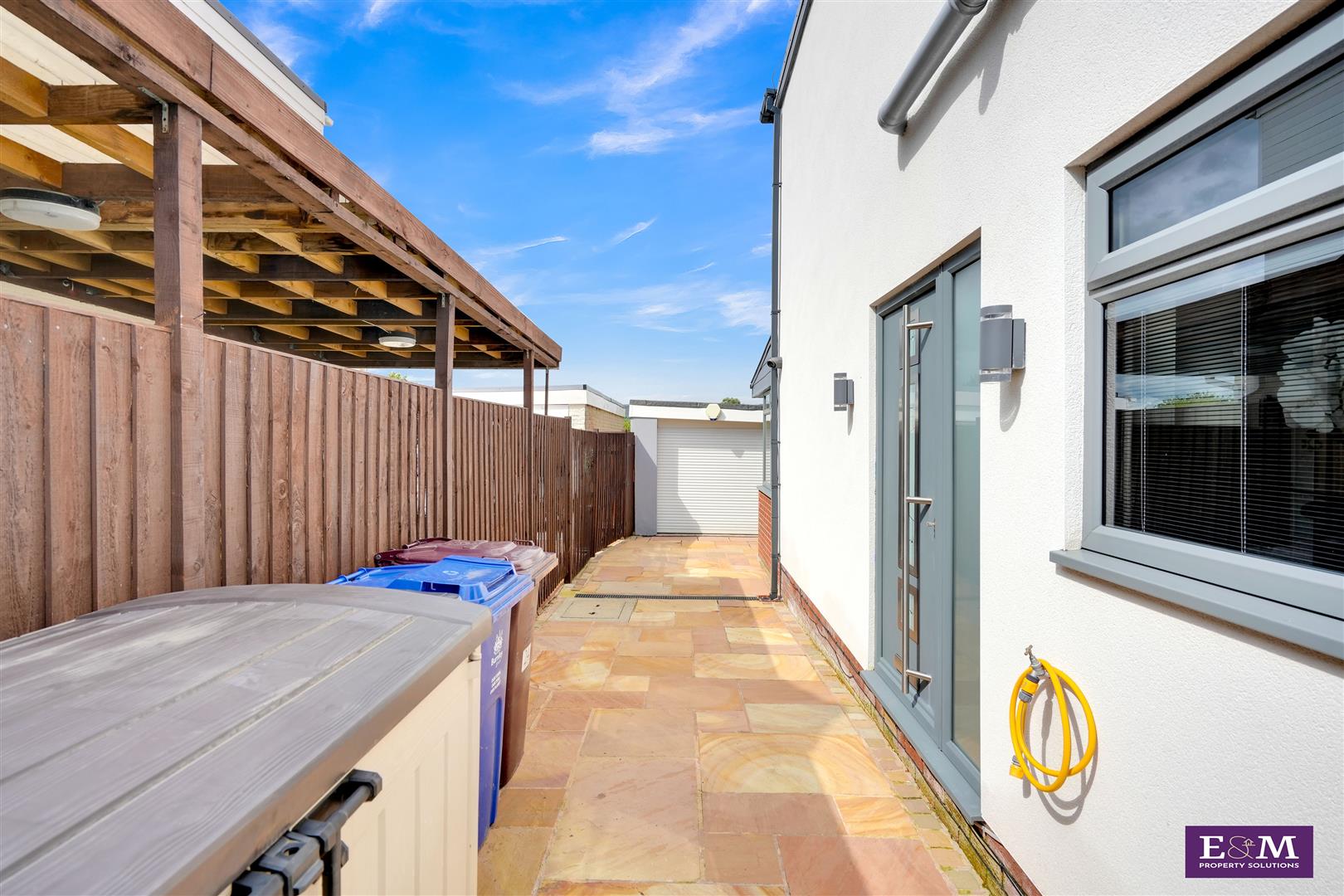 3 bed semi-detached house for sale in Kings Drive, Padiham  - Property Image 28