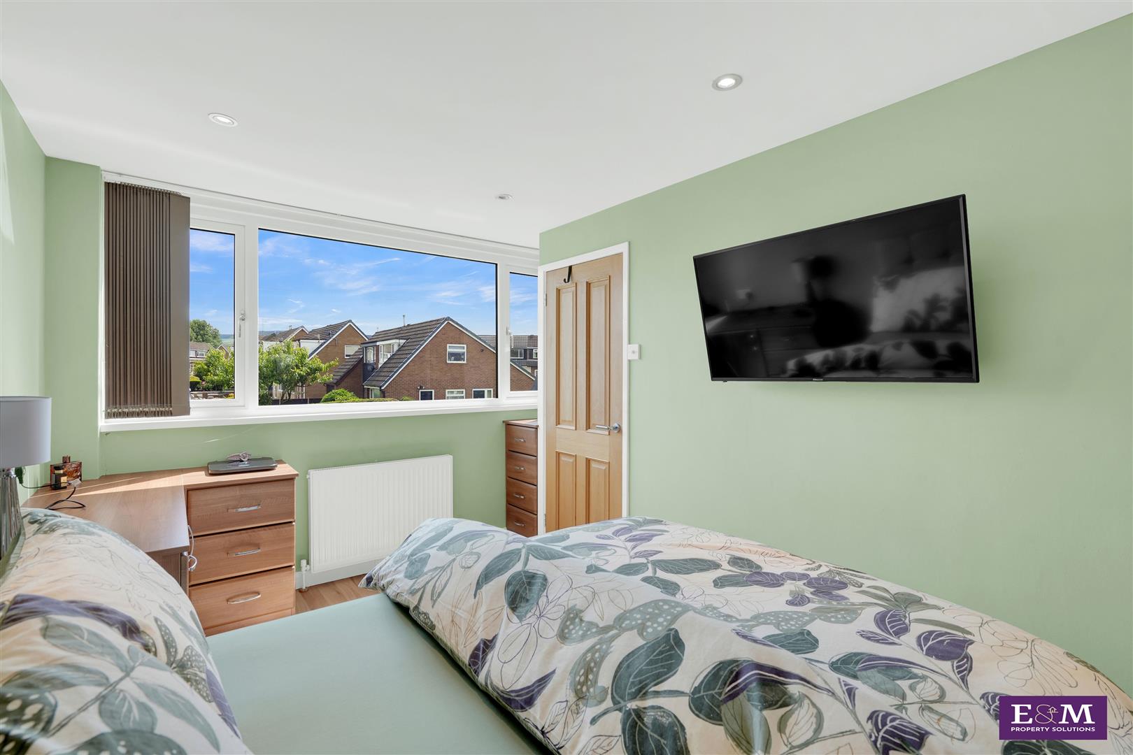 3 bed semi-detached house for sale in Kings Drive, Padiham  - Property Image 14