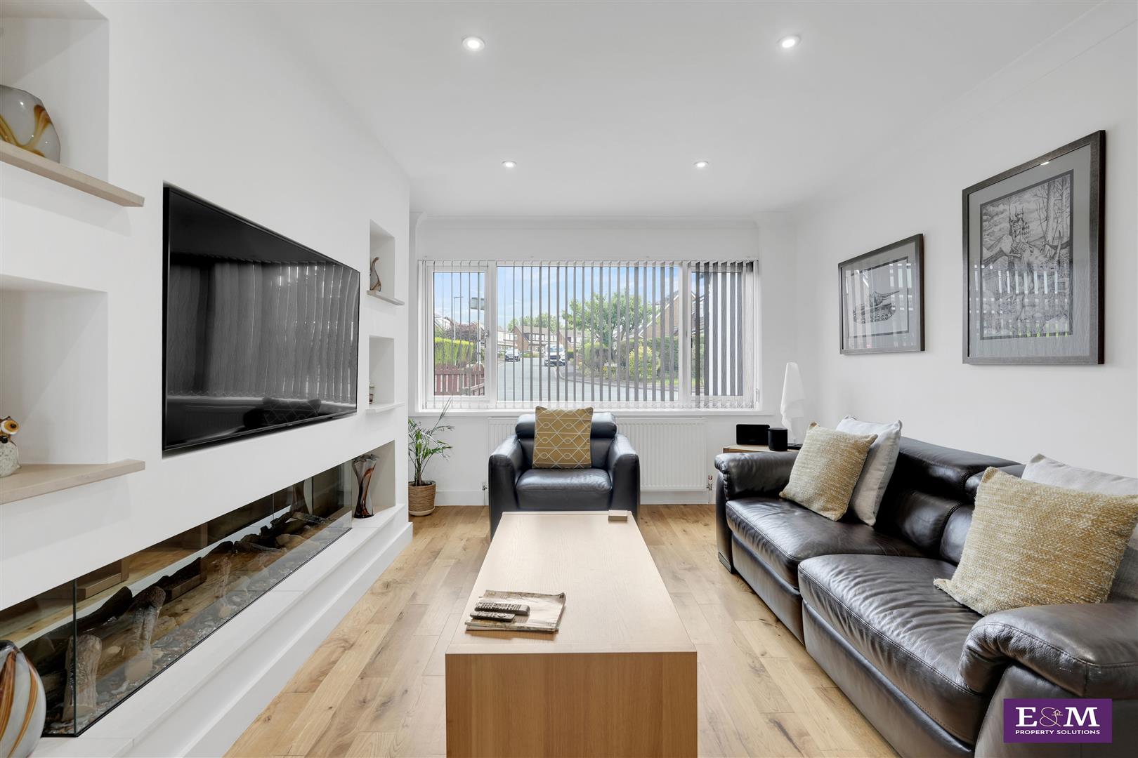 3 bed semi-detached house for sale in Kings Drive, Padiham  - Property Image 9
