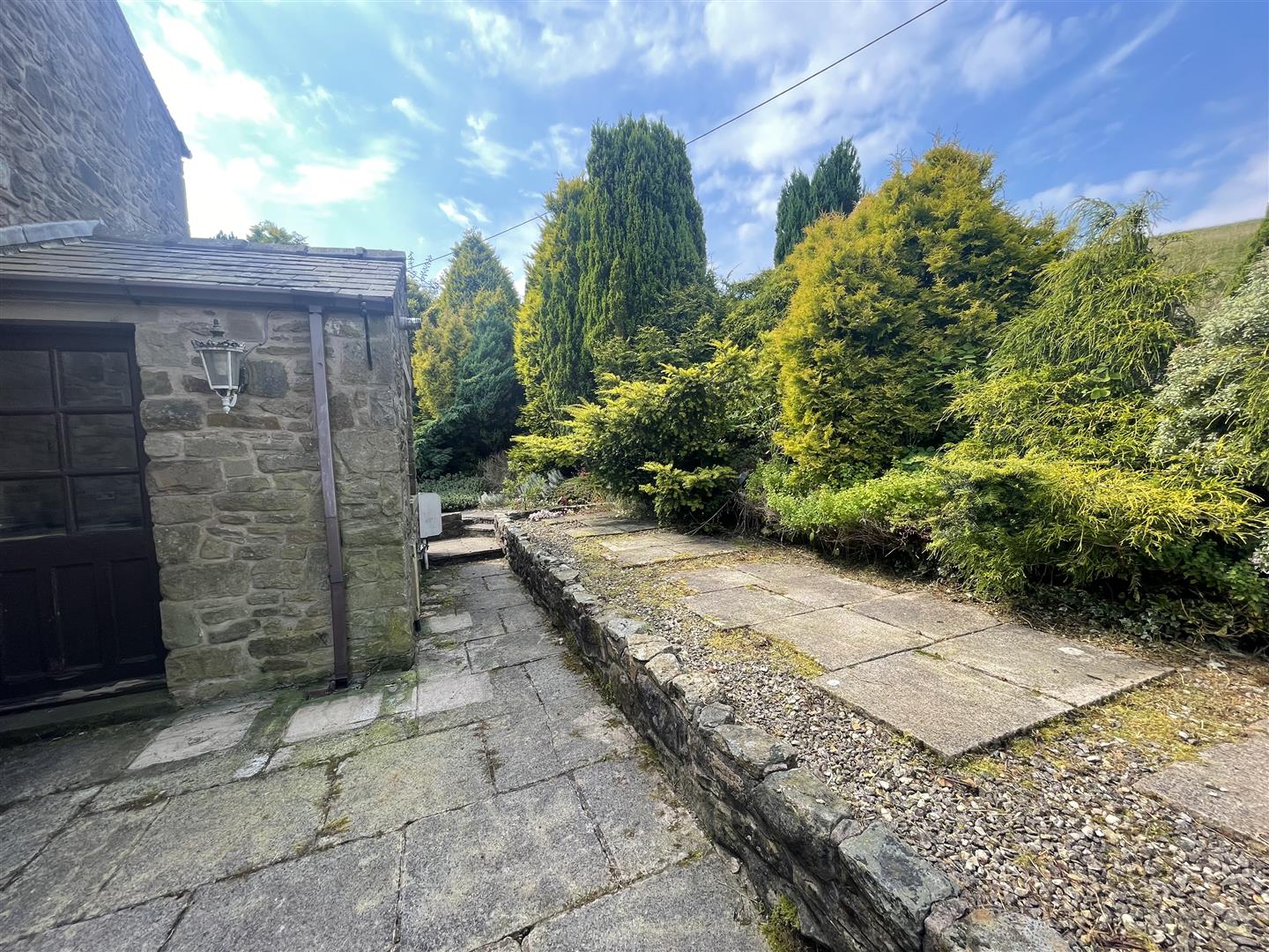 3 bed end of terrace house for sale in Goldshaw Court, Newchurch-In-Pendle  - Property Image 4