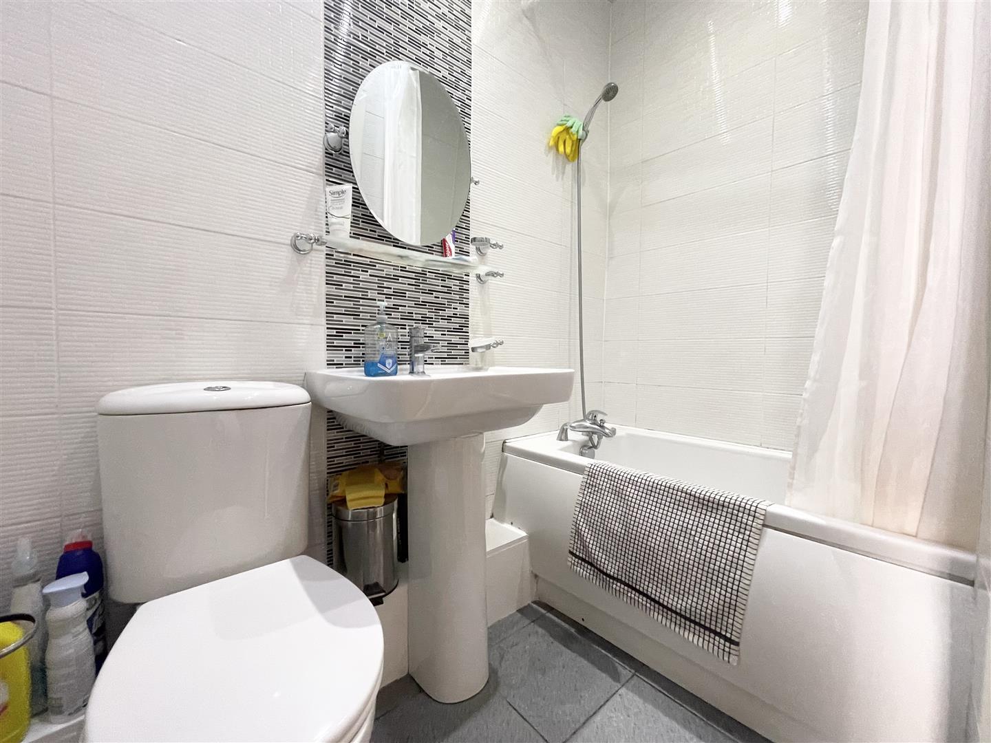 3 bed terraced house for sale in Ebor Street, Burnley  - Property Image 8