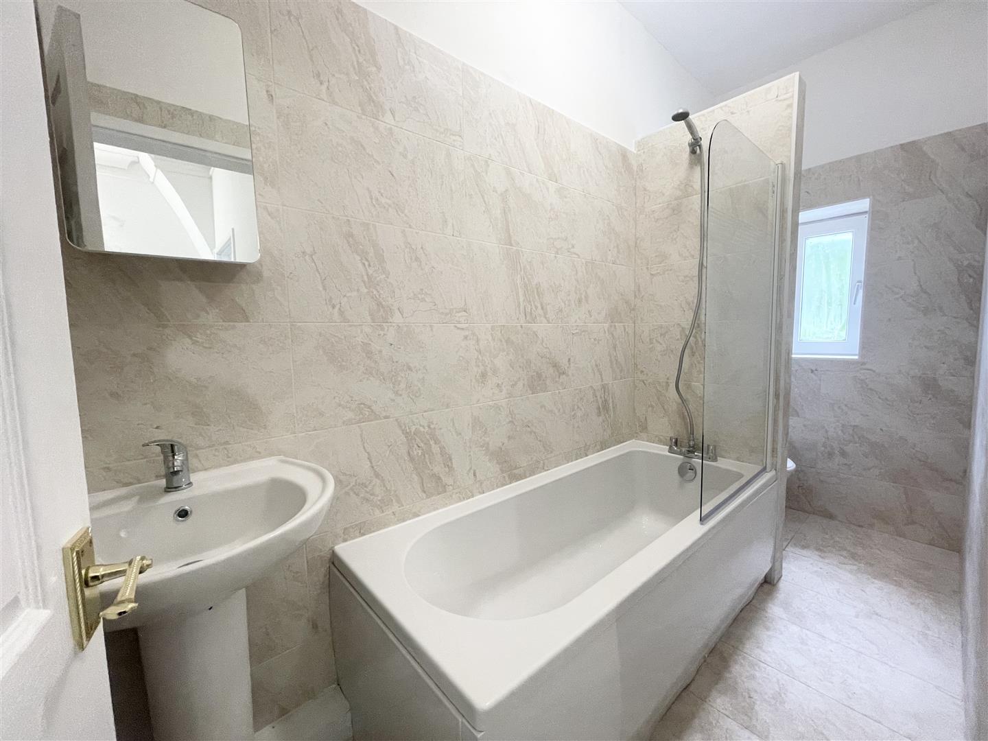 2 bed terraced house for sale in Beech Street, Padiham 5