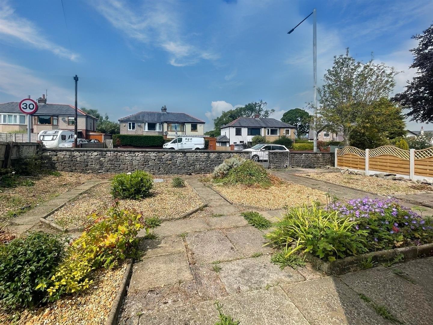 2 bed semi-detached bungalow to rent in Whalley Road, Langho  - Property Image 6