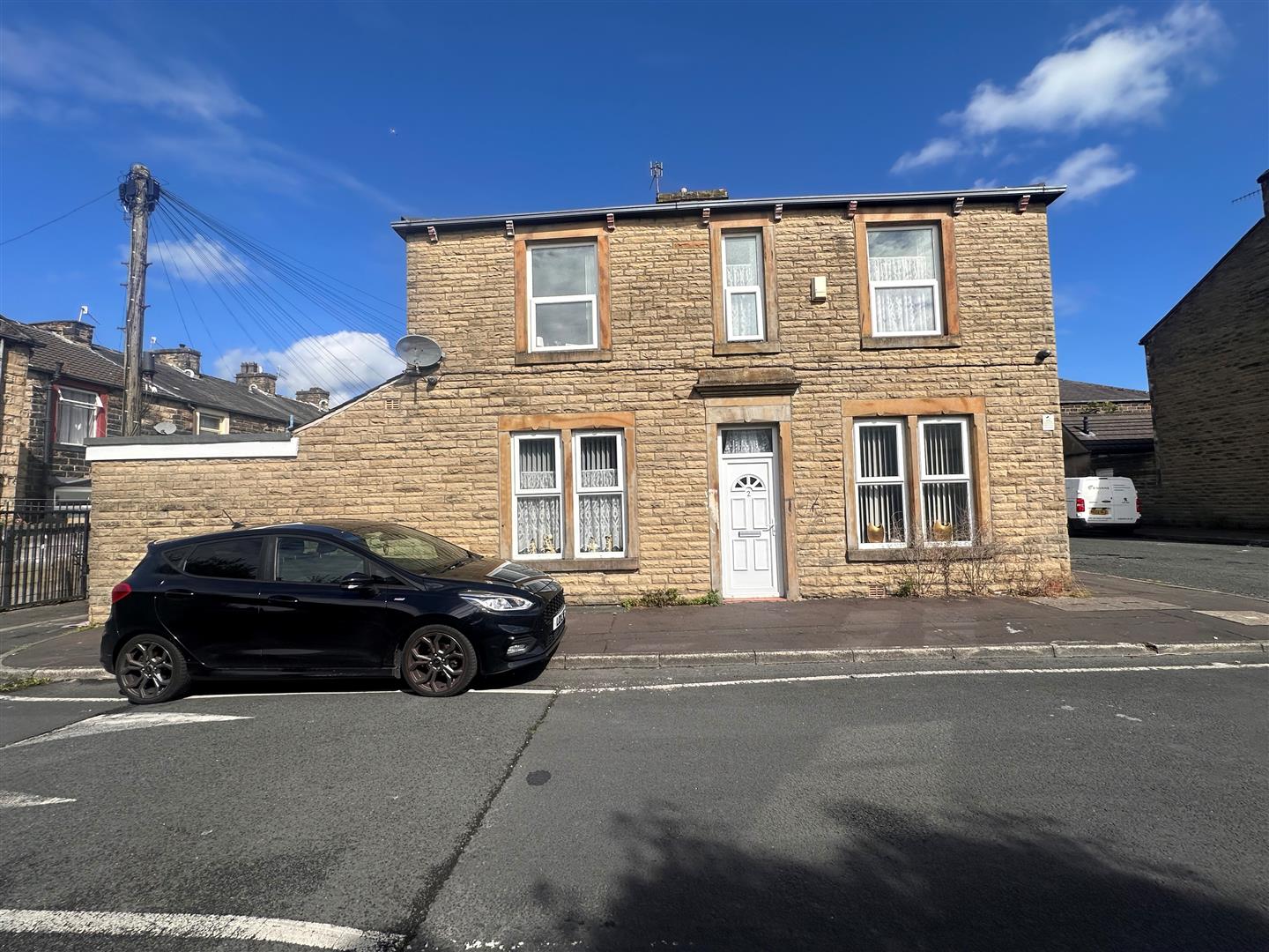 3 bed end of terrace house for sale in Salus Street, Burnley  - Property Image 1