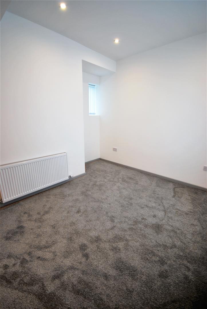 2 bed apartment to rent in Spenser Street, Padiham 8