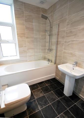 2 bed apartment to rent in Spenser Street, Padiham 4