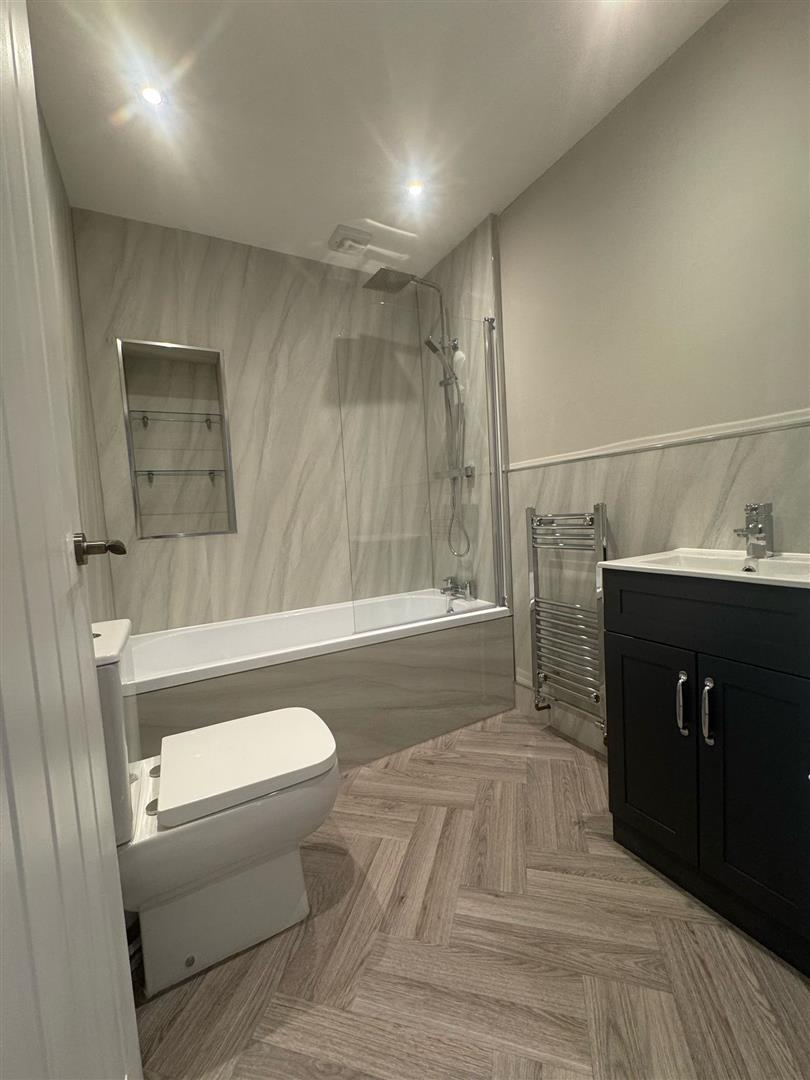 3 bed terraced house to rent in Church Street, Padiham  - Property Image 3