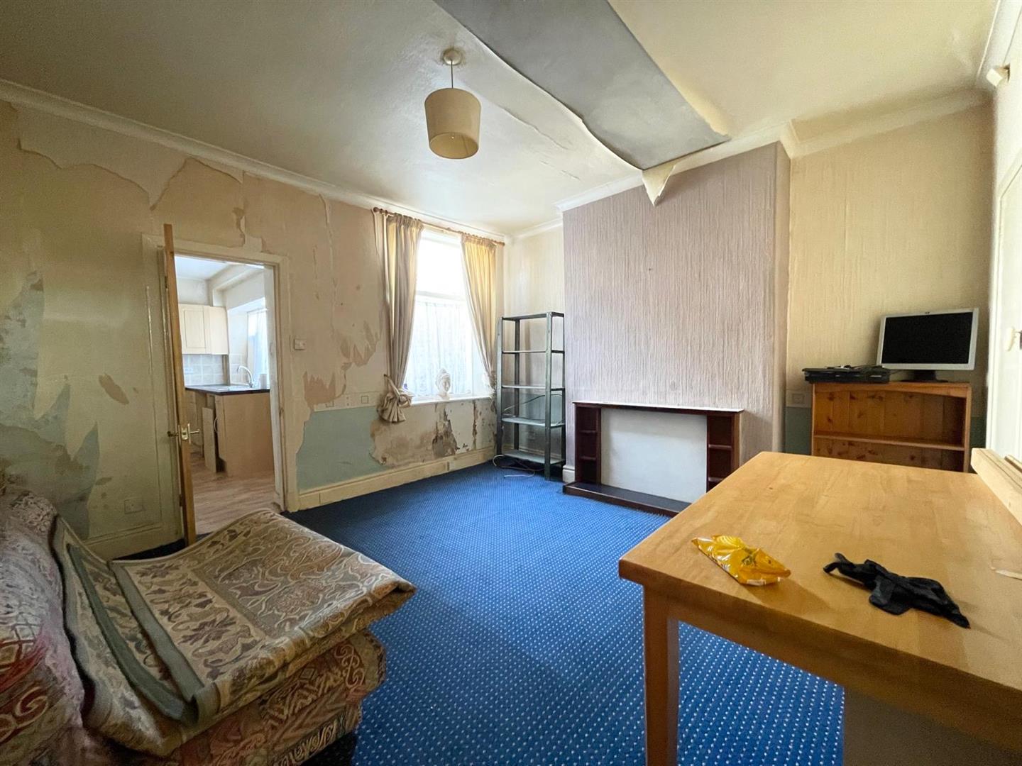 2 bed terraced house for sale in Scarlett Street, Burnley  - Property Image 4