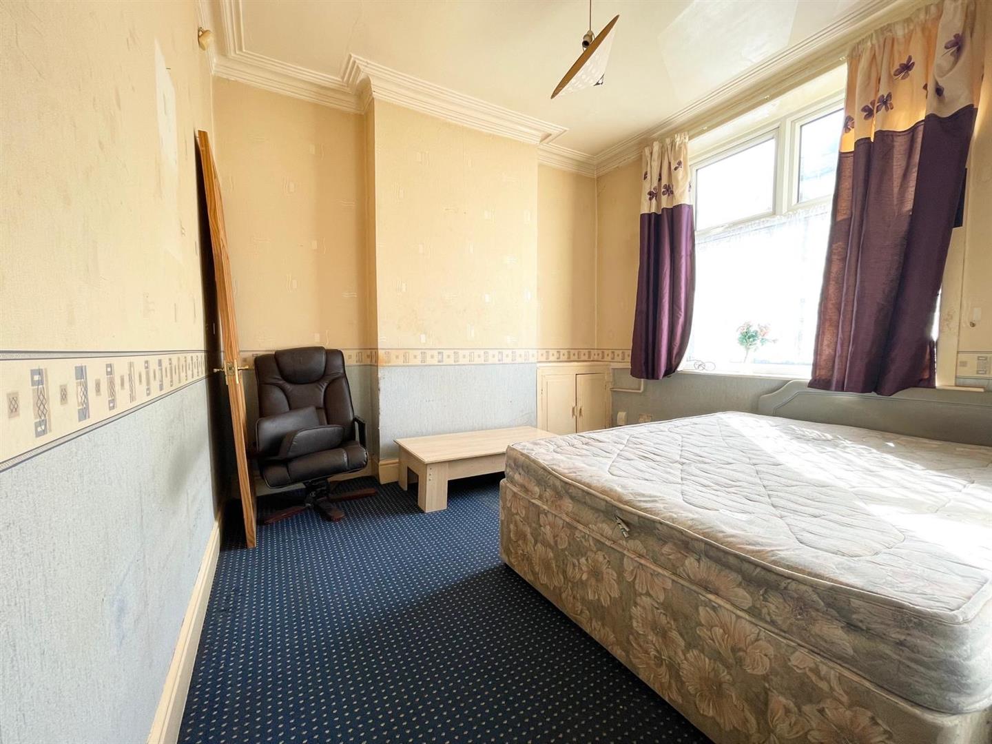 2 bed terraced house for sale in Scarlett Street, Burnley  - Property Image 3