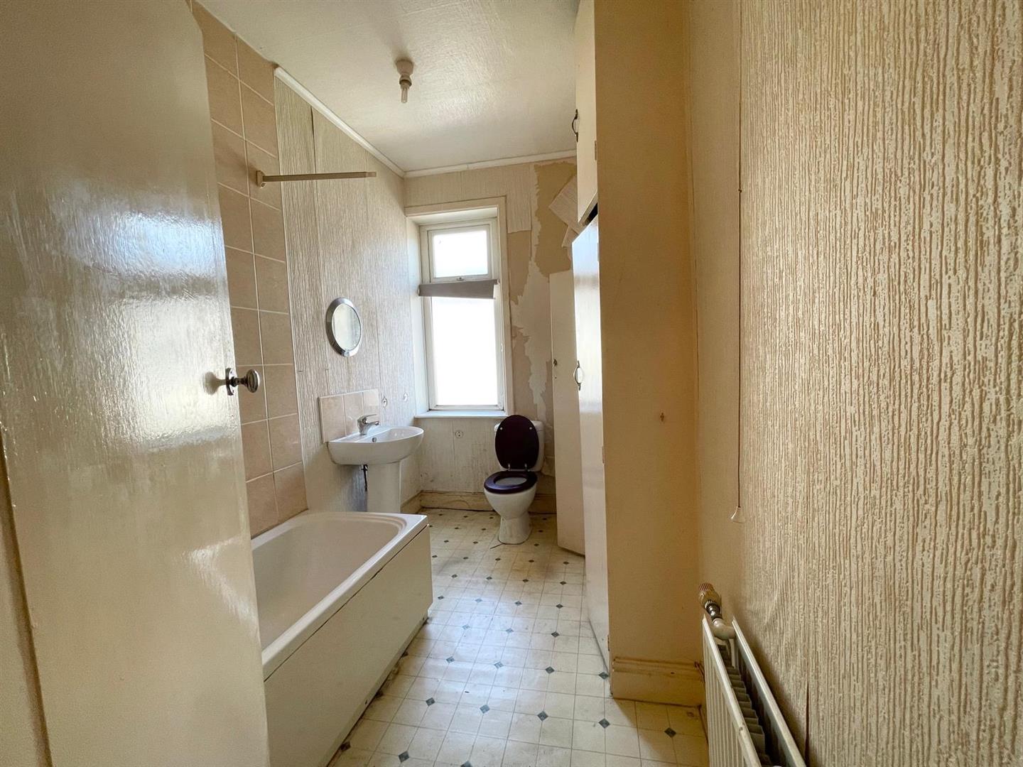 2 bed terraced house for sale in Scarlett Street, Burnley  - Property Image 11