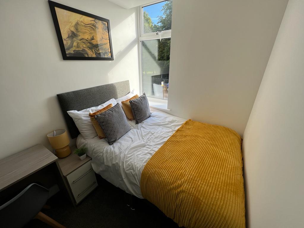 13 bed for sale in Church Street, Burnley 19