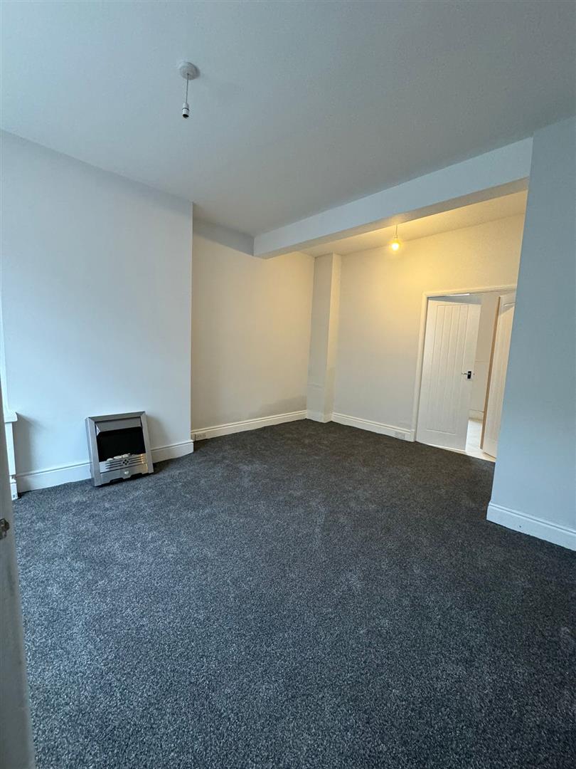 2 bed terraced house to rent in Harley Street, Burnley  - Property Image 2