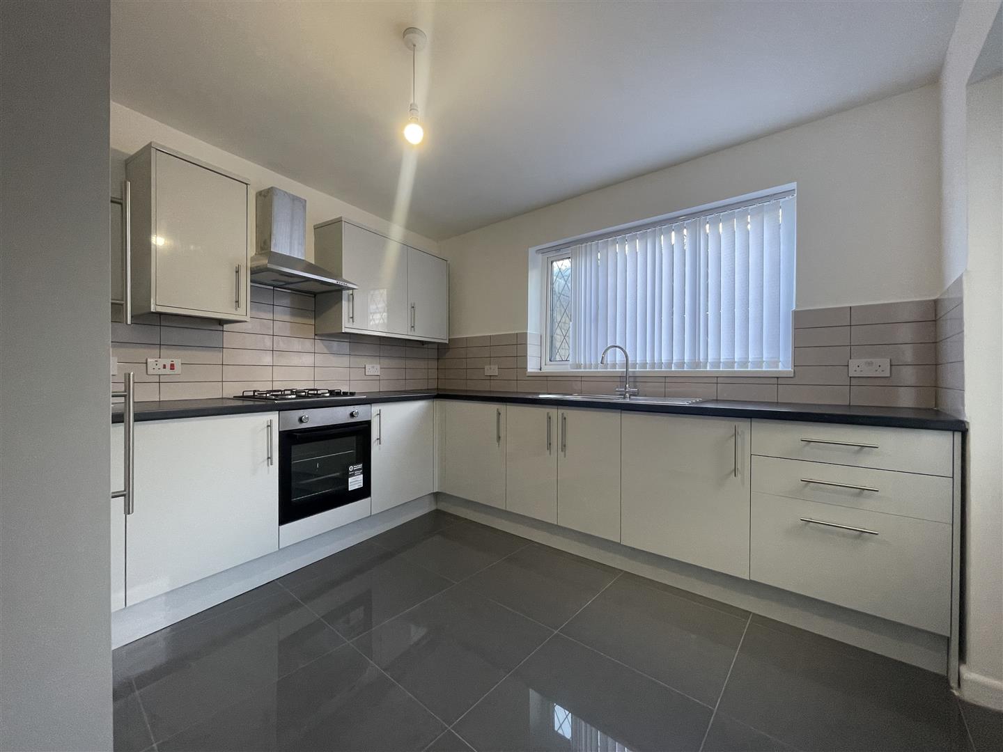 3 bed end of terrace house for sale in Bentham Road, Blackburn  - Property Image 6