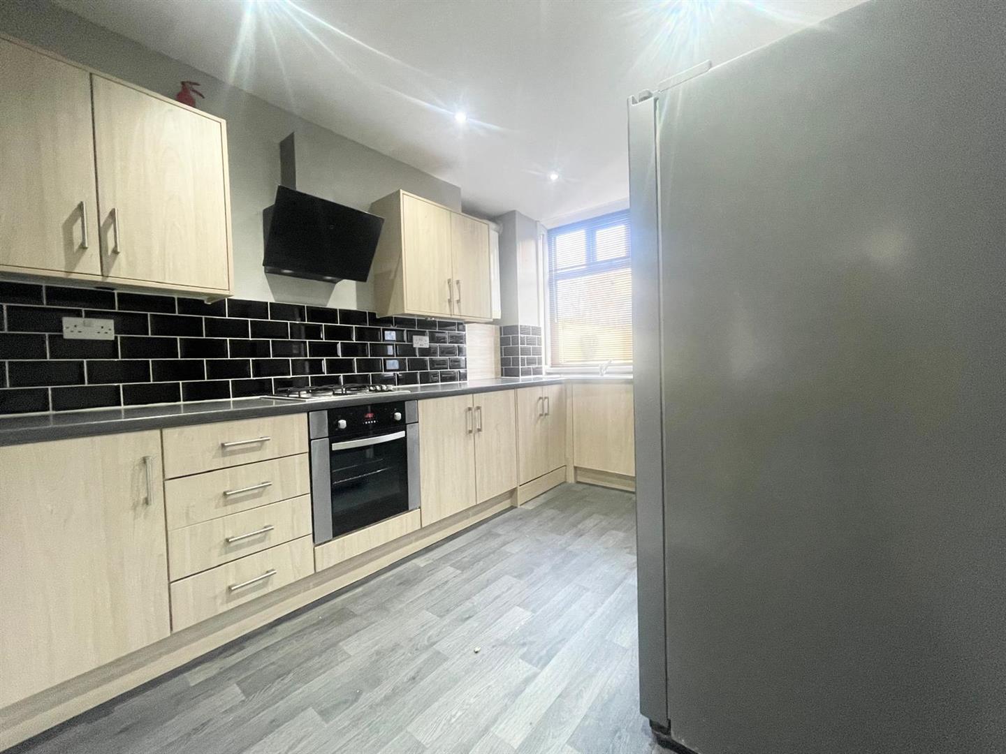 2 bed terraced house for sale in Townley Street, Briercliffe 5