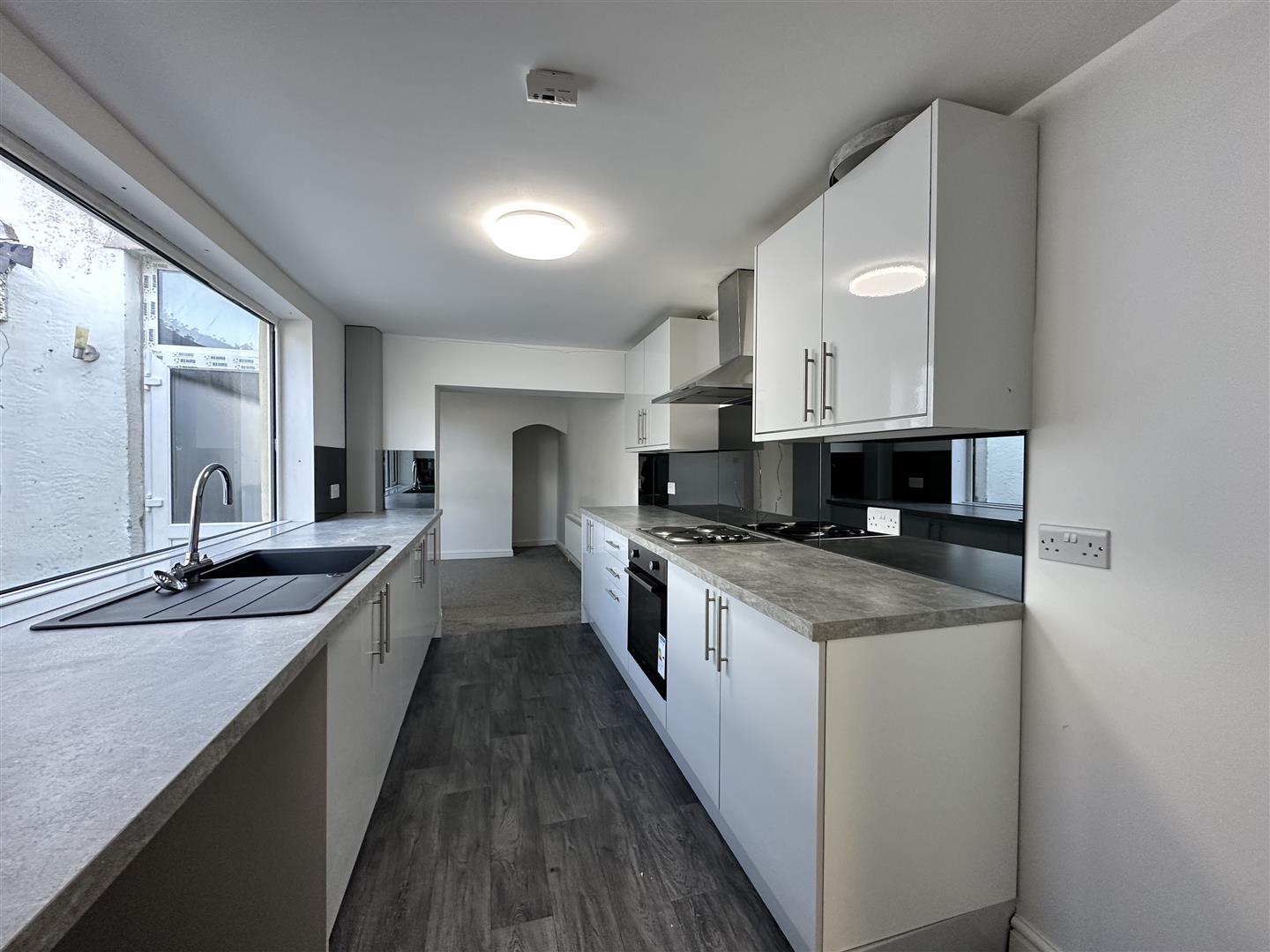 3 bed terraced house to rent in Spring Street, Blackburn  - Property Image 4