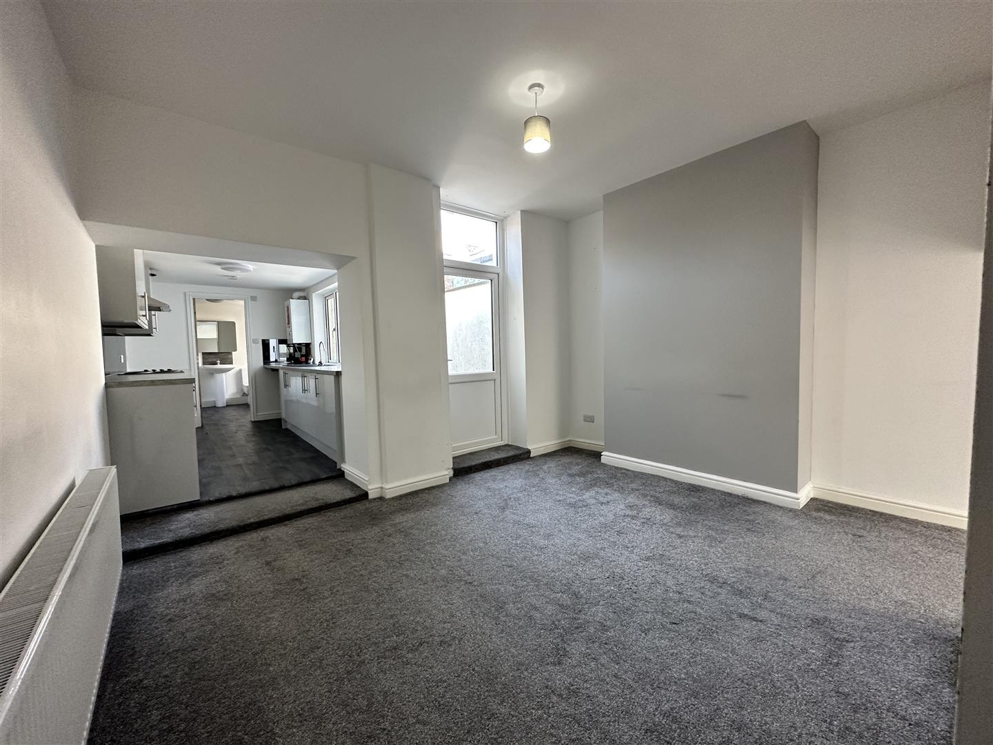 3 bed terraced house to rent in Spring Street, Blackburn  - Property Image 3