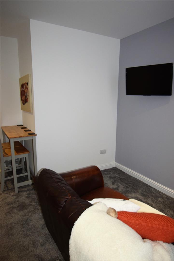 1 bed house share to rent in Lubbock Street, Burnley  - Property Image 8