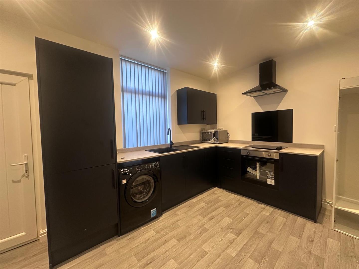 2 bed terraced house to rent in Cog Lane, Burnley  - Property Image 1