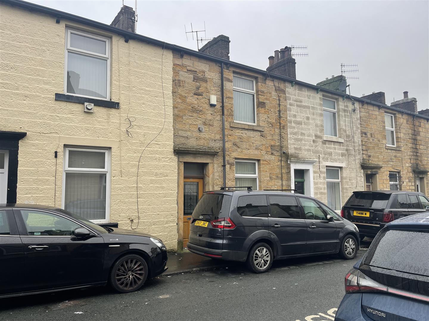 2 bed terraced house to rent in Ford Street, Burnley  - Property Image 1