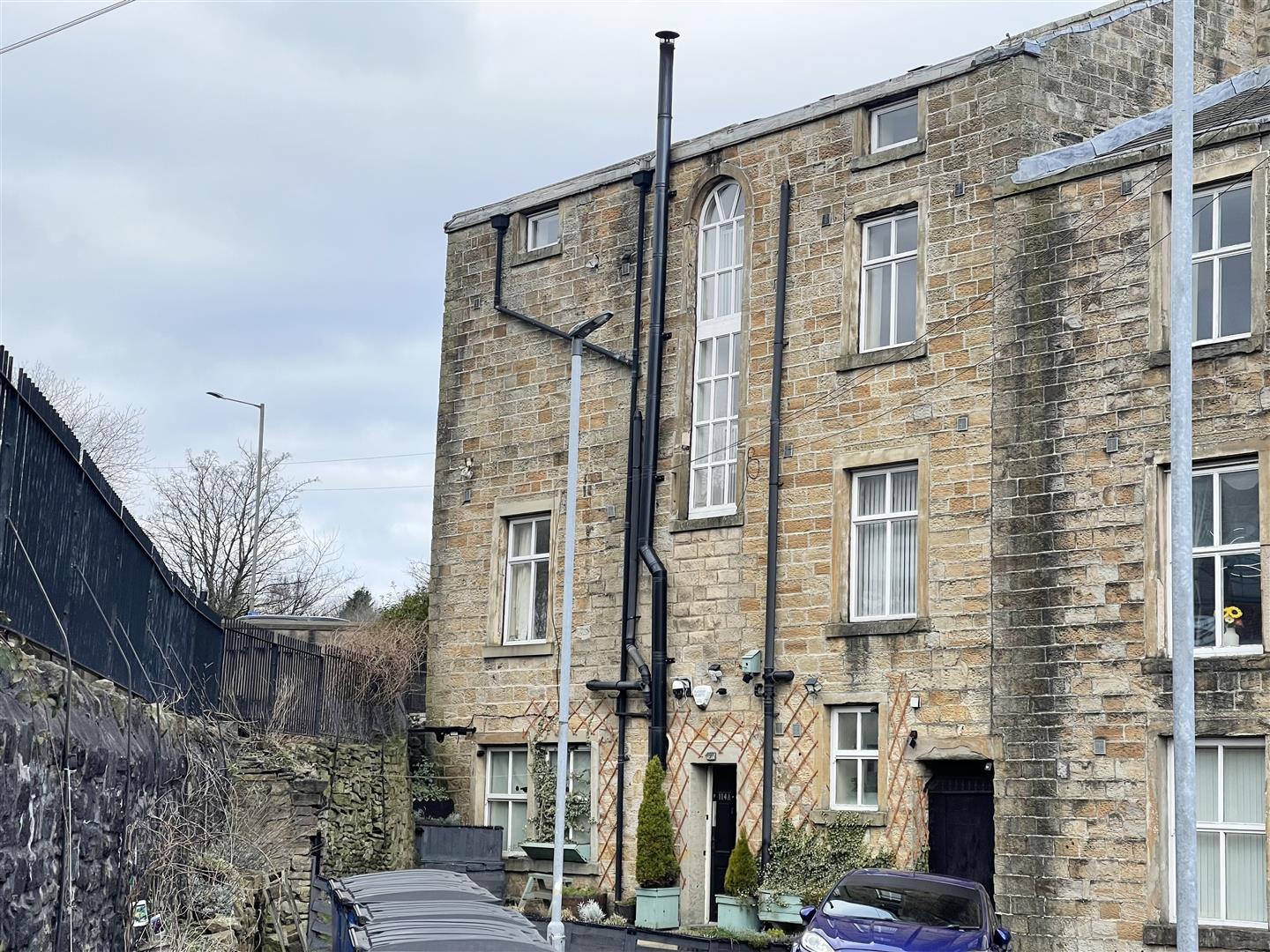 1 bed flat for sale in Westgate, Burnley  - Property Image 2