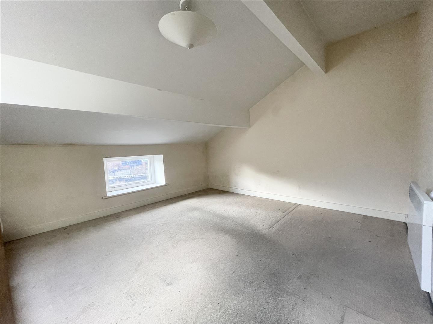 1 bed flat for sale in Westgate, Burnley  - Property Image 3