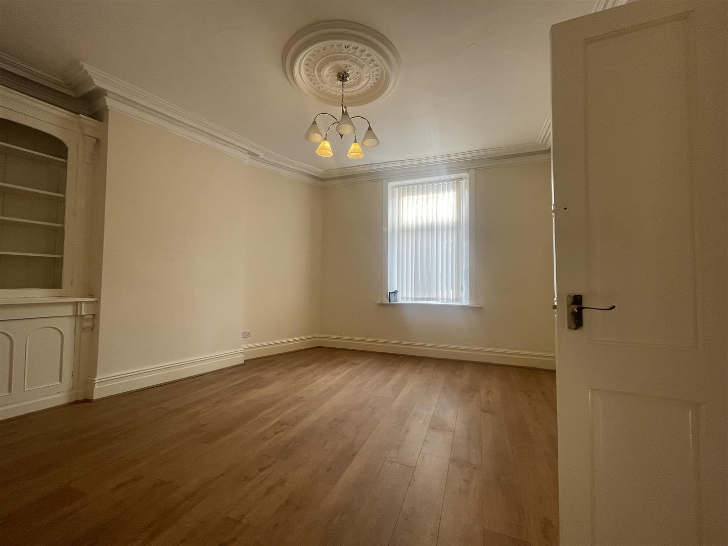 3 bed end of terrace house for sale in Clarence Street, Burnley  - Property Image 4