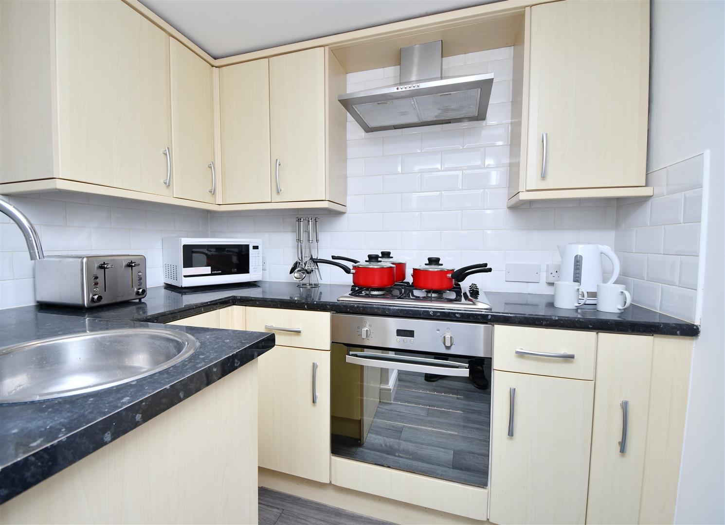 1 bed house share to rent in Coal Clough Lane, Burnley  - Property Image 5