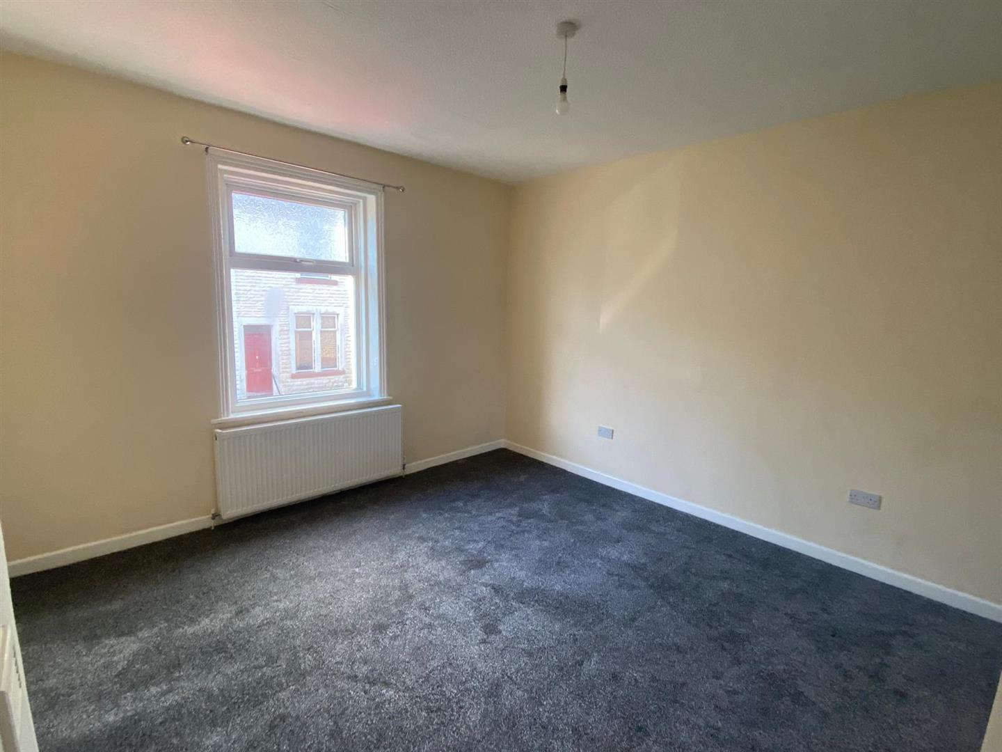 2 bed terraced house to rent in Reed Street, Burnley  - Property Image 4