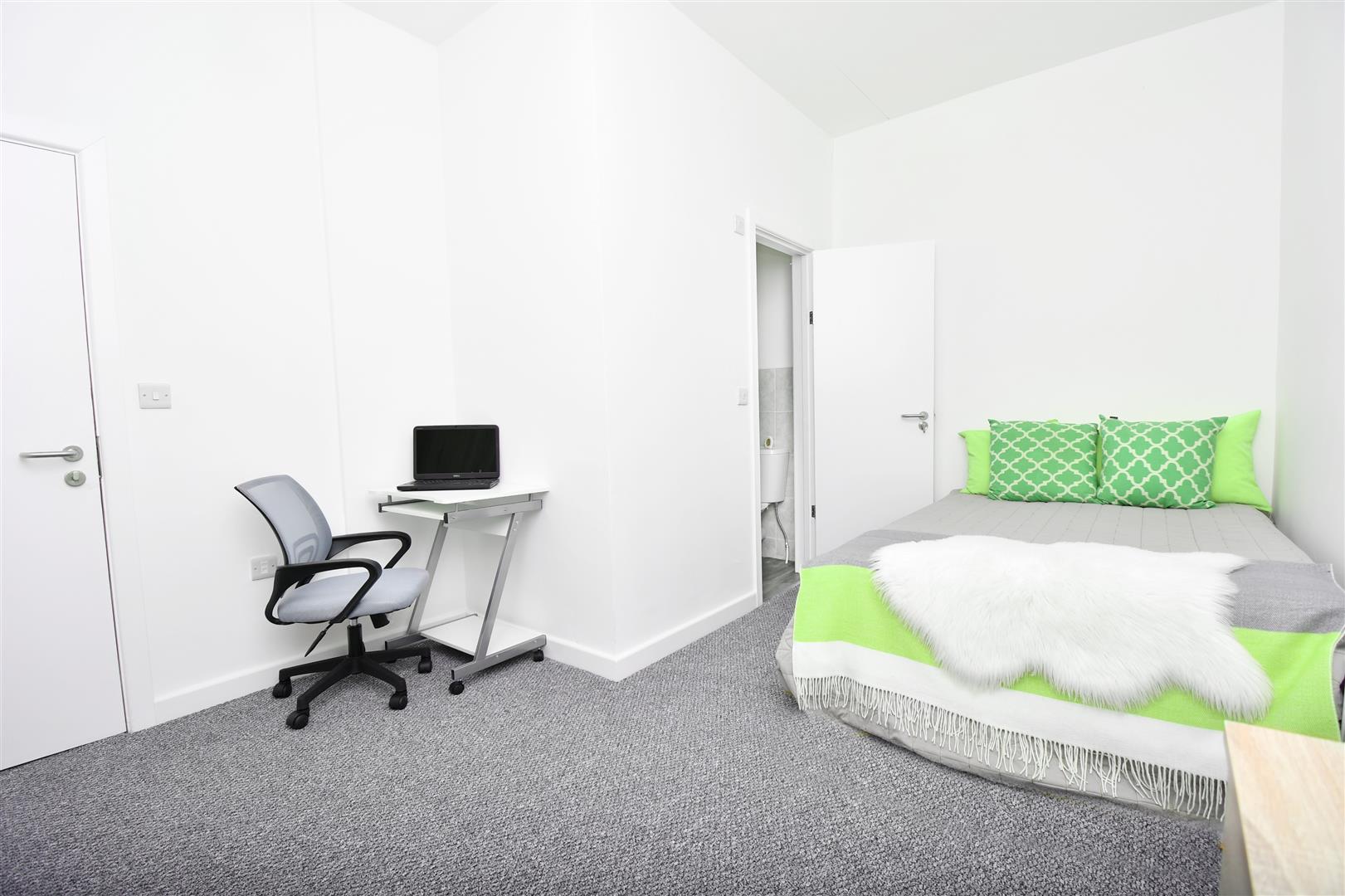 1 bed house share to rent in Healey Wood Road, Burnley - Property Image 1