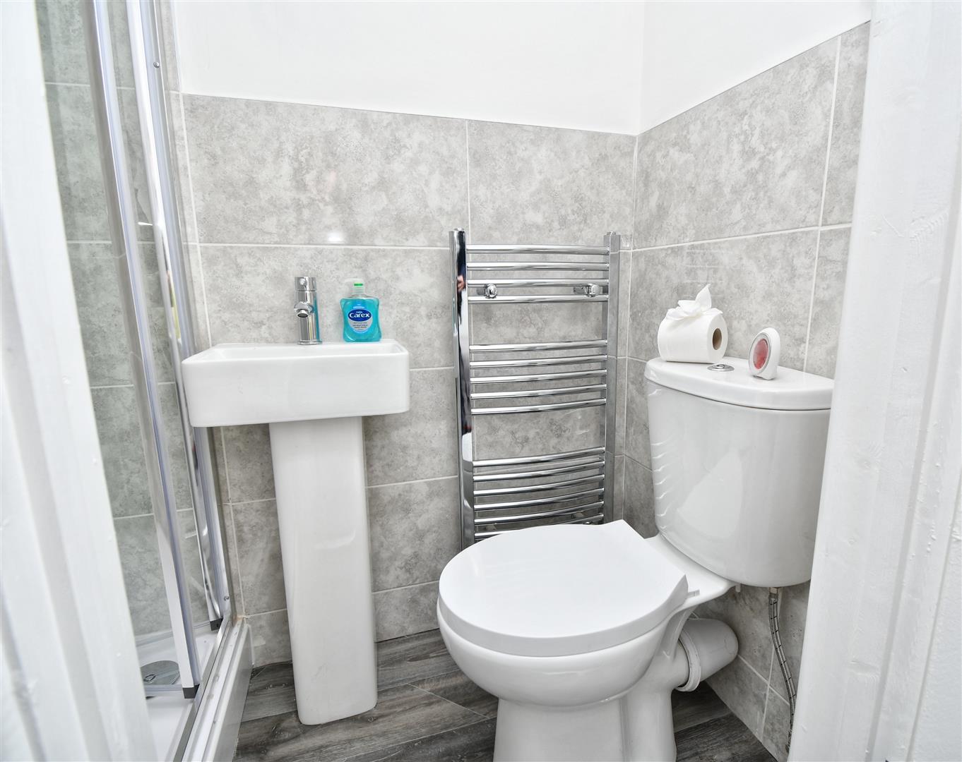 1 bed house share to rent in Healey Wood Road, Burnley  - Property Image 9