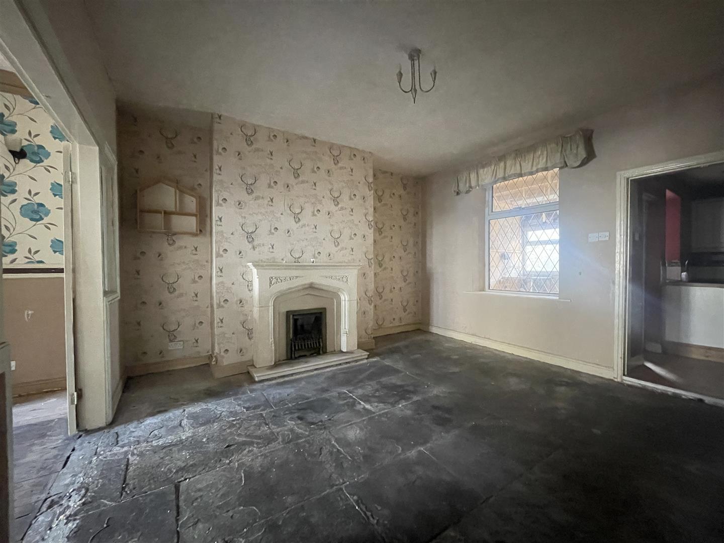 3 bed terraced house for sale in Hapton Road, Padiham  - Property Image 2