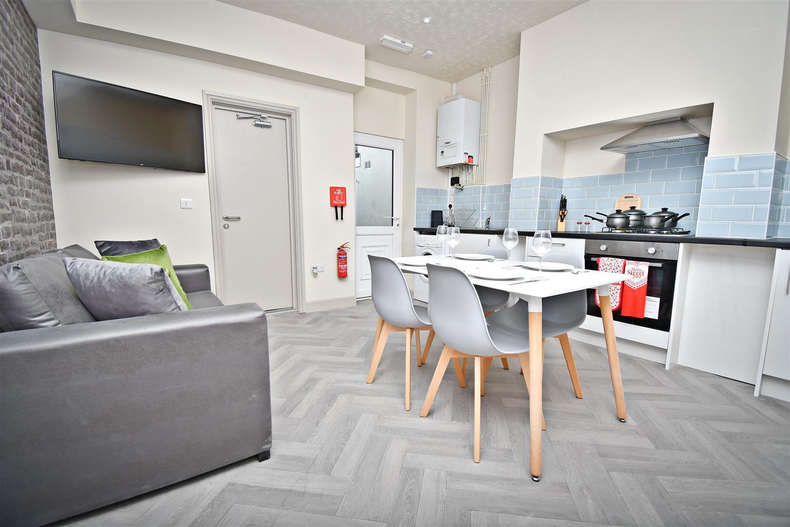 4 bed house for sale in Coal Clough Lane, Burnley  - Property Image 7