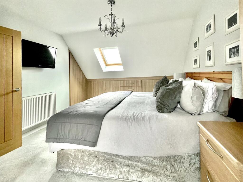 4 bed detached house for sale in Kingfisher Mews, Wombwell  - Property Image 13