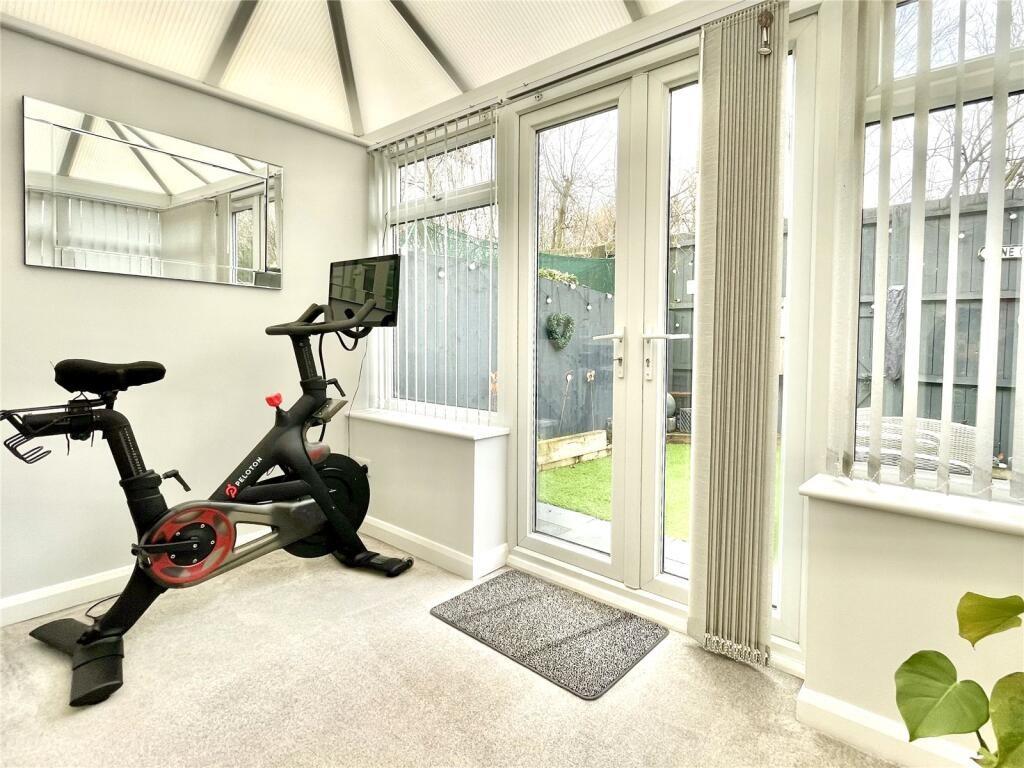 4 bed detached house for sale in Kingfisher Mews, Wombwell 5