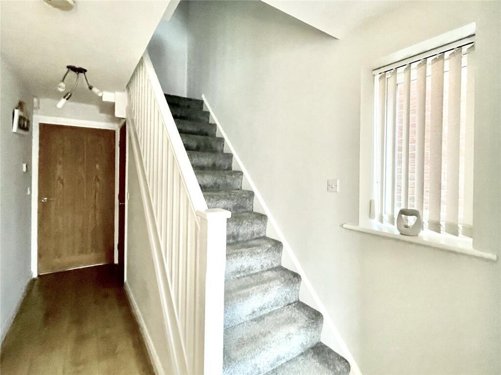 4 bed detached house for sale in Kingfisher Mews, Wombwell  - Property Image 17