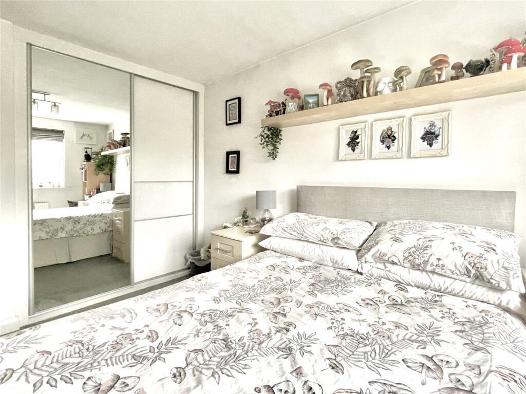 4 bed detached house for sale in Kingfisher Mews, Wombwell 11