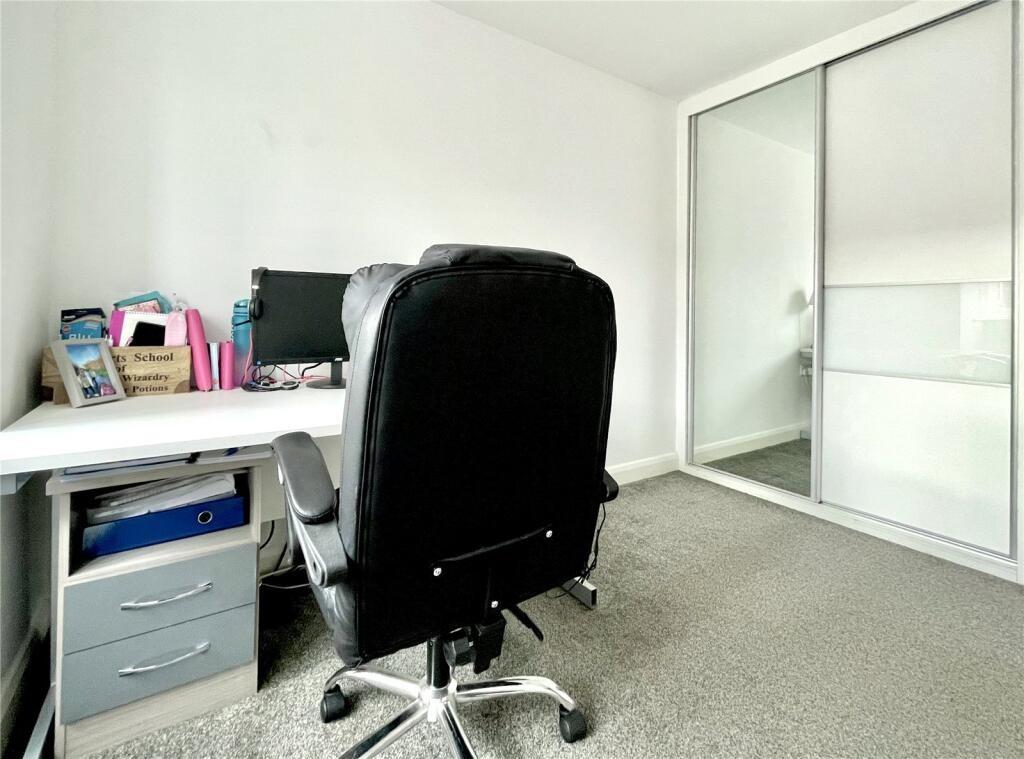 4 bed detached house for sale in Kingfisher Mews, Wombwell 9