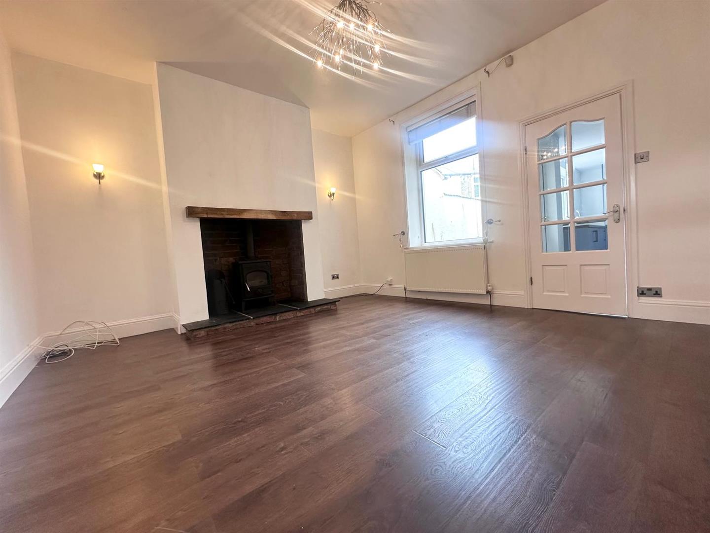 2 bed terraced house to rent in Coal Clough Lane, Burnley  - Property Image 3