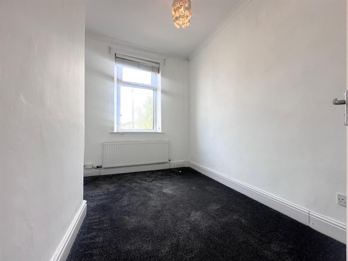 2 bed terraced house to rent in Coal Clough Lane, Burnley  - Property Image 8